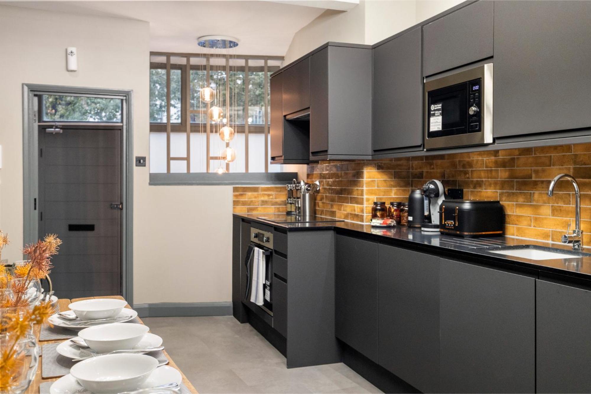 Appartamento Modern & Funky 3-br Duplex With Games & Sauna *